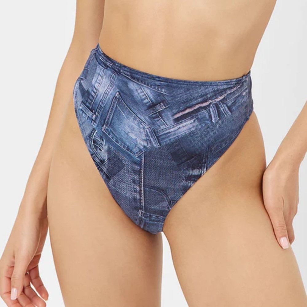 NWT Frankie’s Bikinis Anne Full Coverage Bikini In Blue Jean